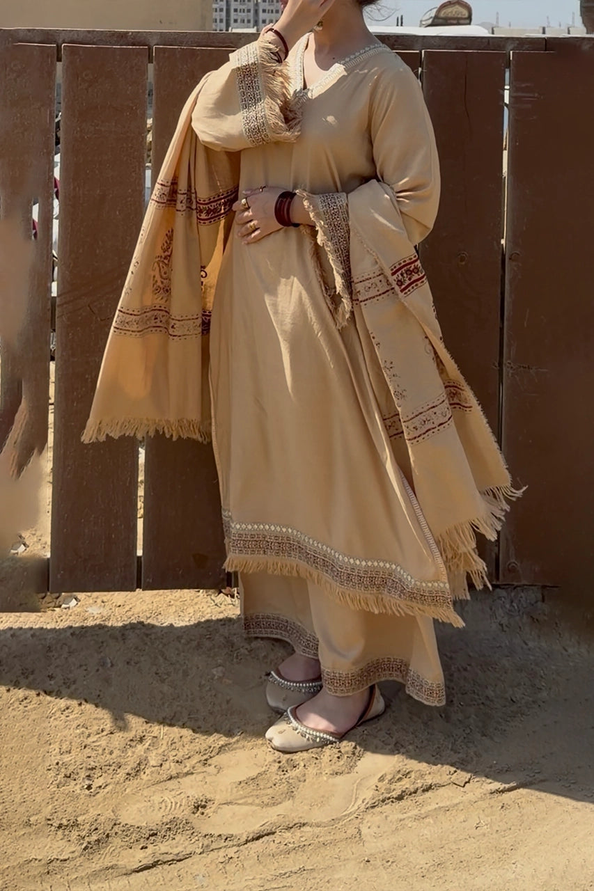 SANDSTONE HAYAL