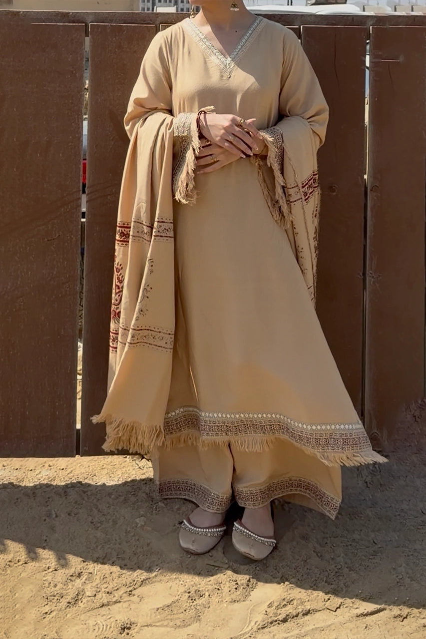 SANDSTONE HAYAL