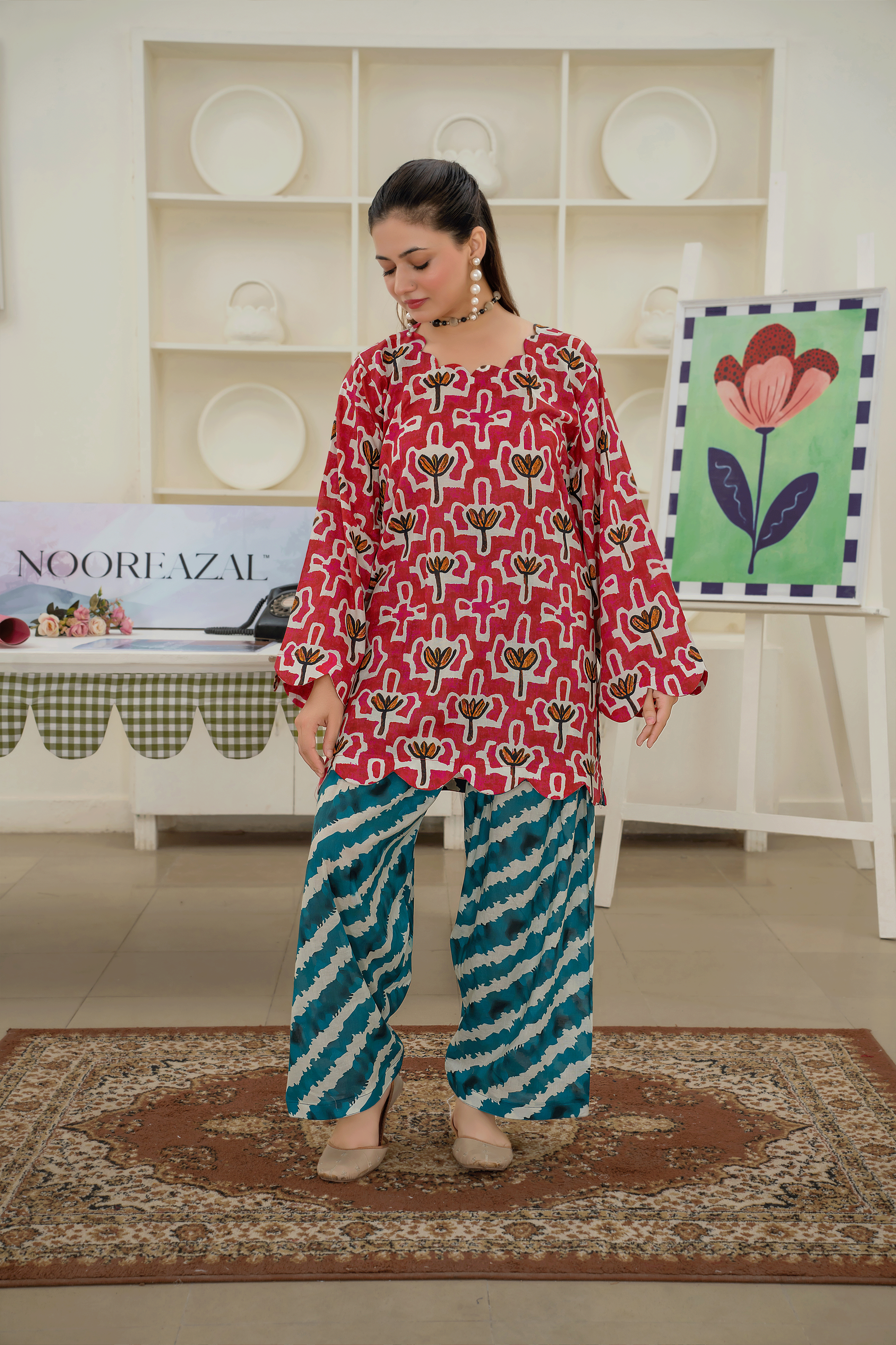 NOOREAZAL – Poppy Crimson (RTW00209)
